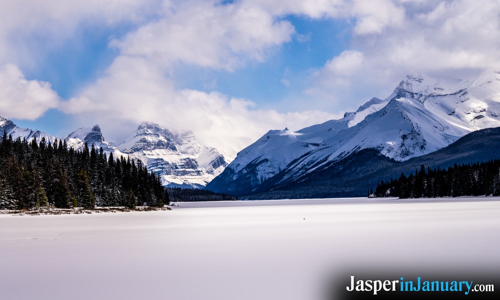 Maligne Lake in January